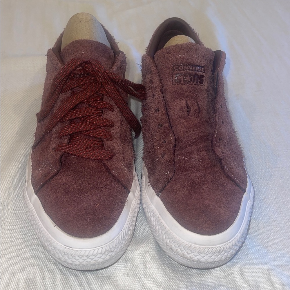 CONVERSE One Star "Ox" Maroon suede  Low Top Sneaker SZ 8.5  or 10 W UNISEX